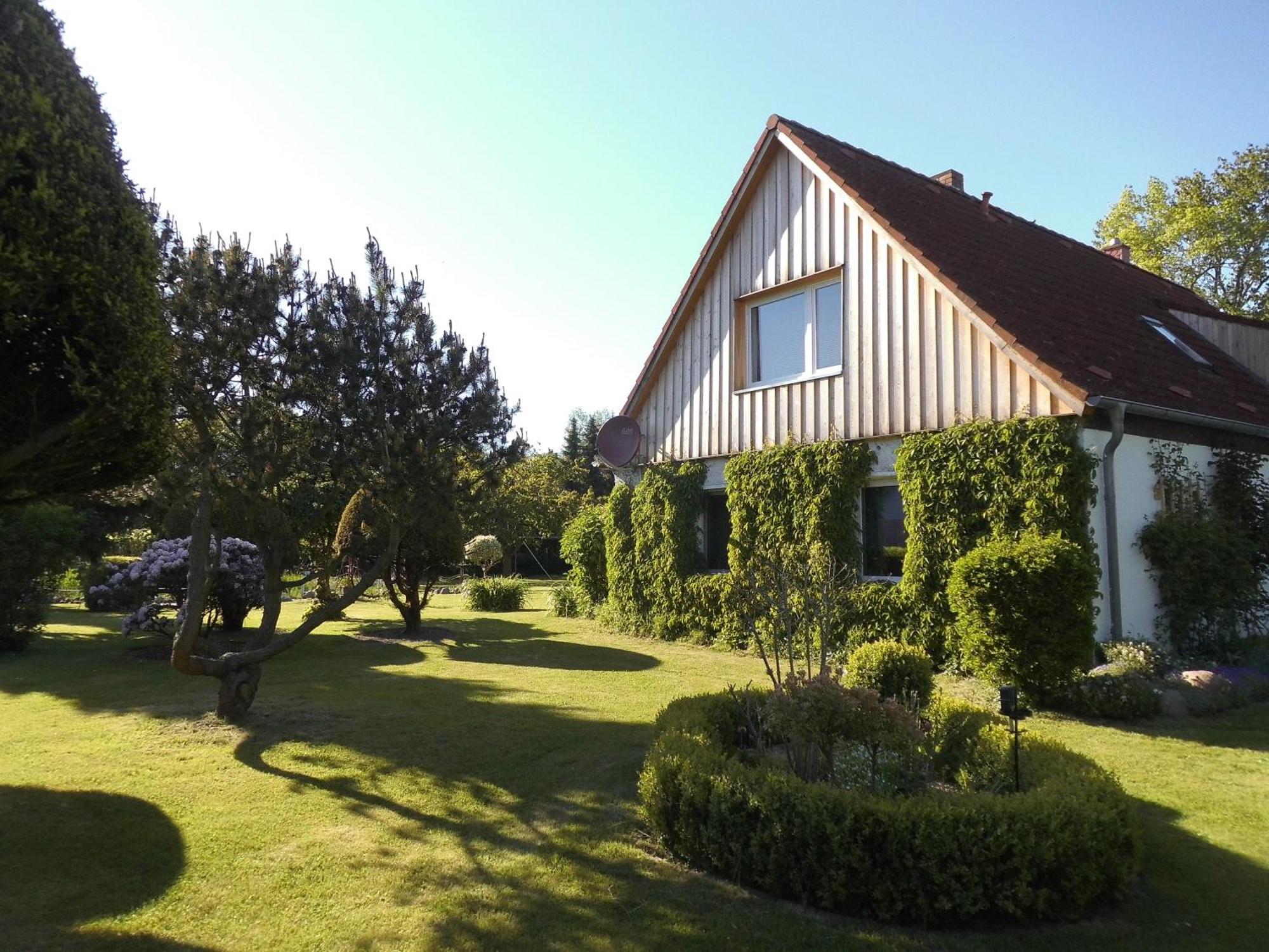 Bungalow Und Ferienwohnung Auf Ruegen Kluis Εξωτερικό φωτογραφία