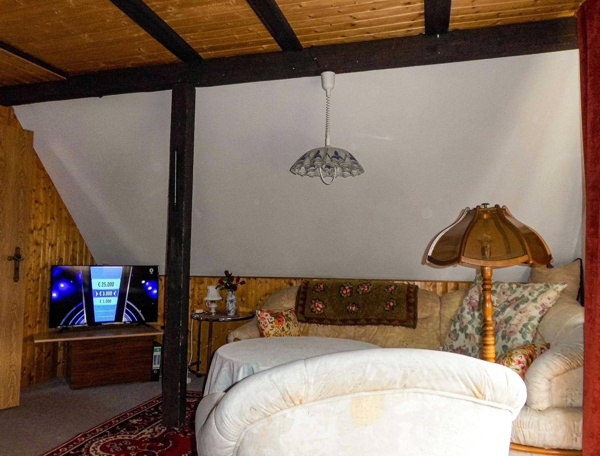 Bungalow Und Ferienwohnung Auf Ruegen Kluis Εξωτερικό φωτογραφία